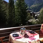 Hausroc-zermatt Lägenhet